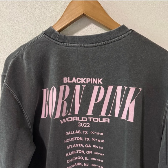 BlackPink Born Pink World Tour 2022 Graphic Band Sweatshirt Gray Crewneck-M - Picture 7 of 10